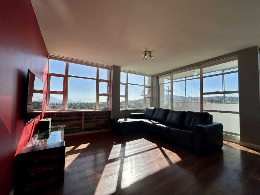 2 Bedroom Property for Sale in Oakdale Western Cape
